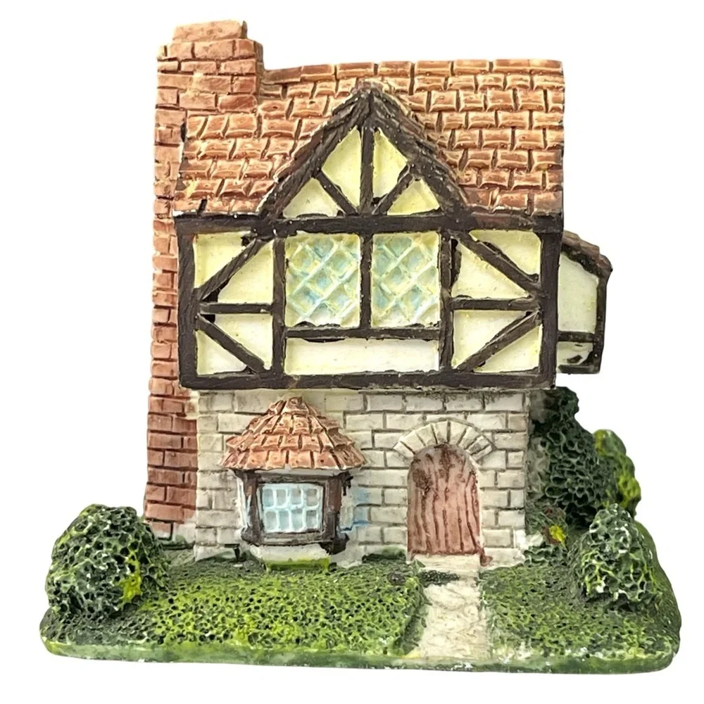 90’s Welcome Inn Cornwall Miniature Cottage Collectors Society 3 inch